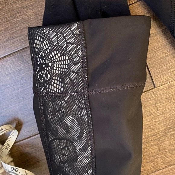 Lululemon Rare Dodger Jacket Lace Reflect S Collectible - Picture 7 of 8